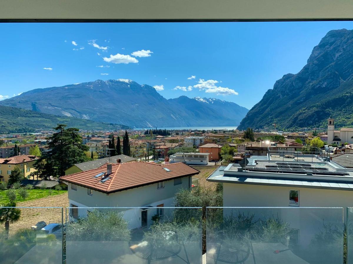 Visioni Lake View Boutique Rooms & Breakfast - Adults Friendly Riva del Garda Exterior foto