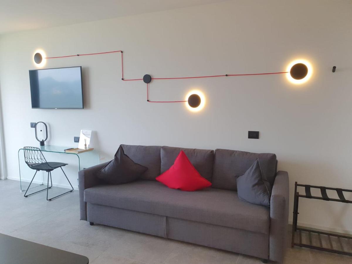 Visioni Lake View Boutique Rooms & Breakfast - Adults Friendly Riva del Garda Exterior foto